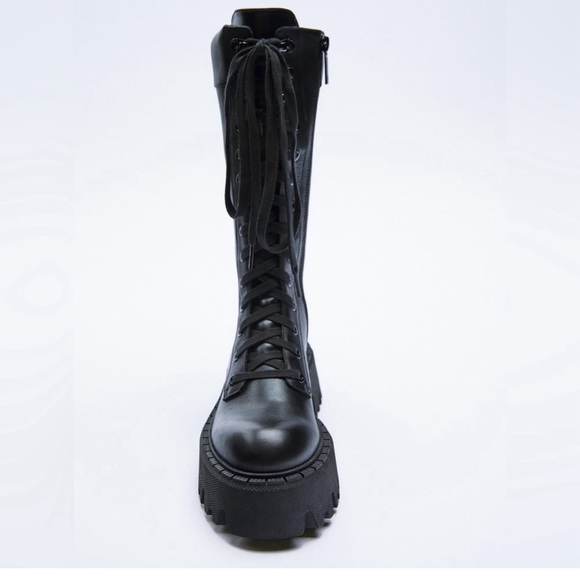 Zara lace leather boot and treaded sole - Picture 5 of 5